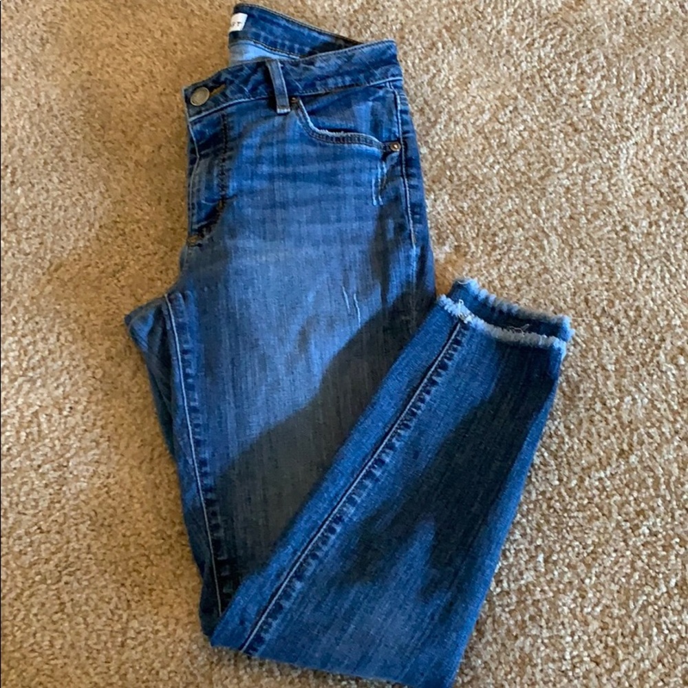 LOFT Curvy Skinny Jeans with Frayed Hem